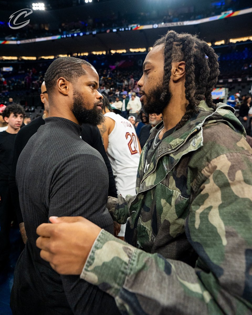 cavs's tweet image. Goodnight, Cleveland.❤️💛 #LetEmKnow