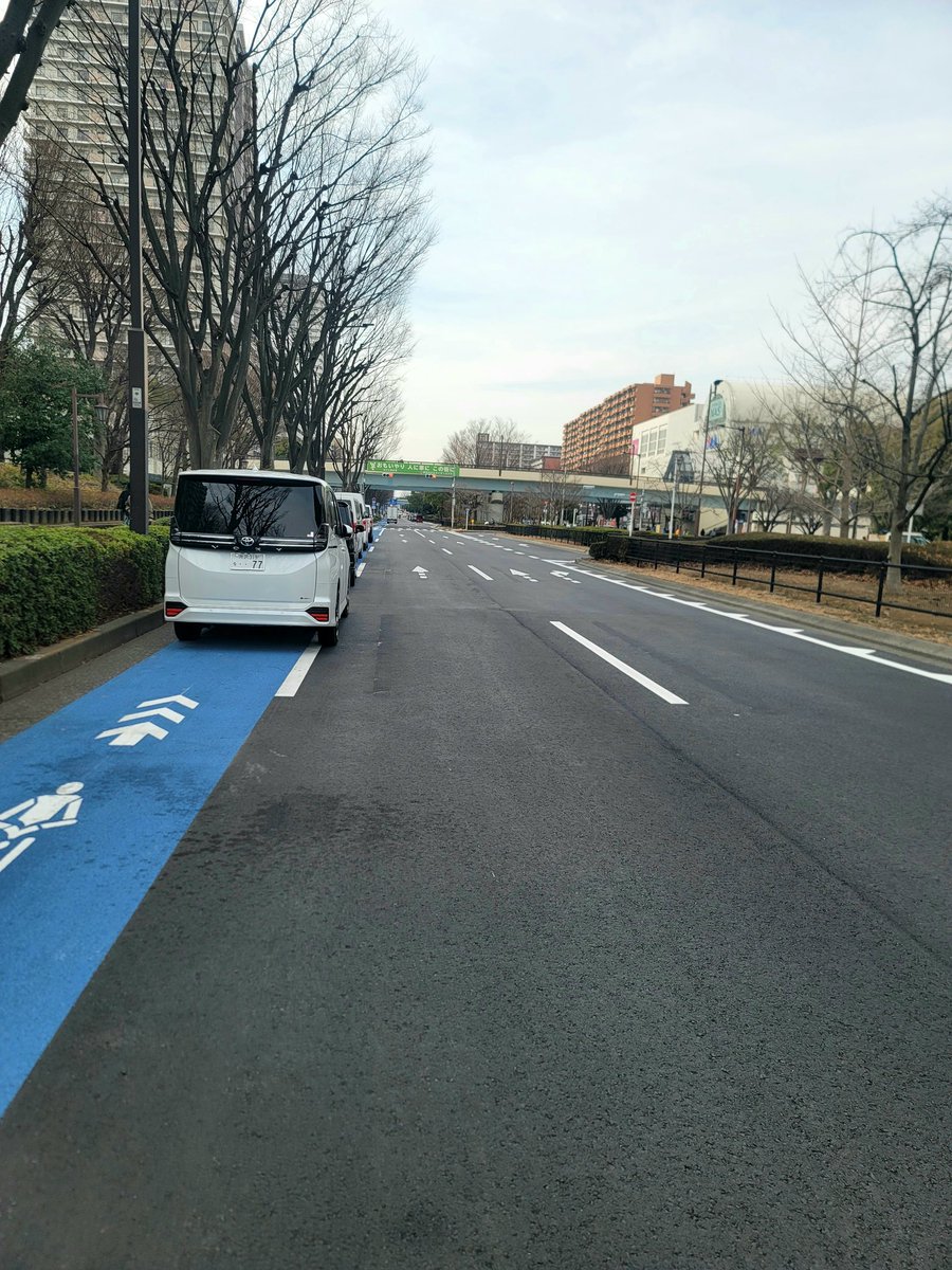 Kaburiore2's tweet image. お疲れ様です。今日は🚴走り気持ち良い汗👕💦かきました。私だけ感じてるのですか❓️

4月から🚴の規制が厳しくなり歩道は原則駄目70歳以上、身体障害以外は車道を走らないと違反キップ罰金5000円だそうですが

この駐車🅿️🚗してる🚘️何とかしろ❗️と思いませんか中途半端な規則いらないです