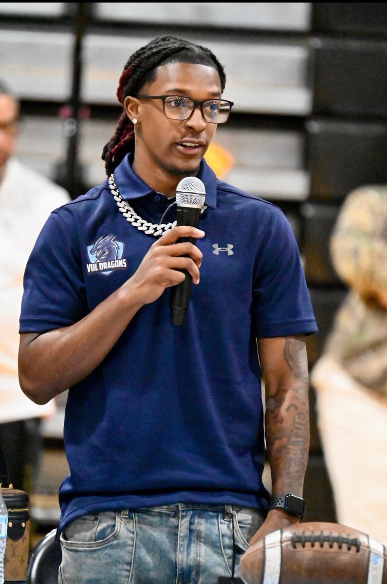 Michael Robinson tweet media