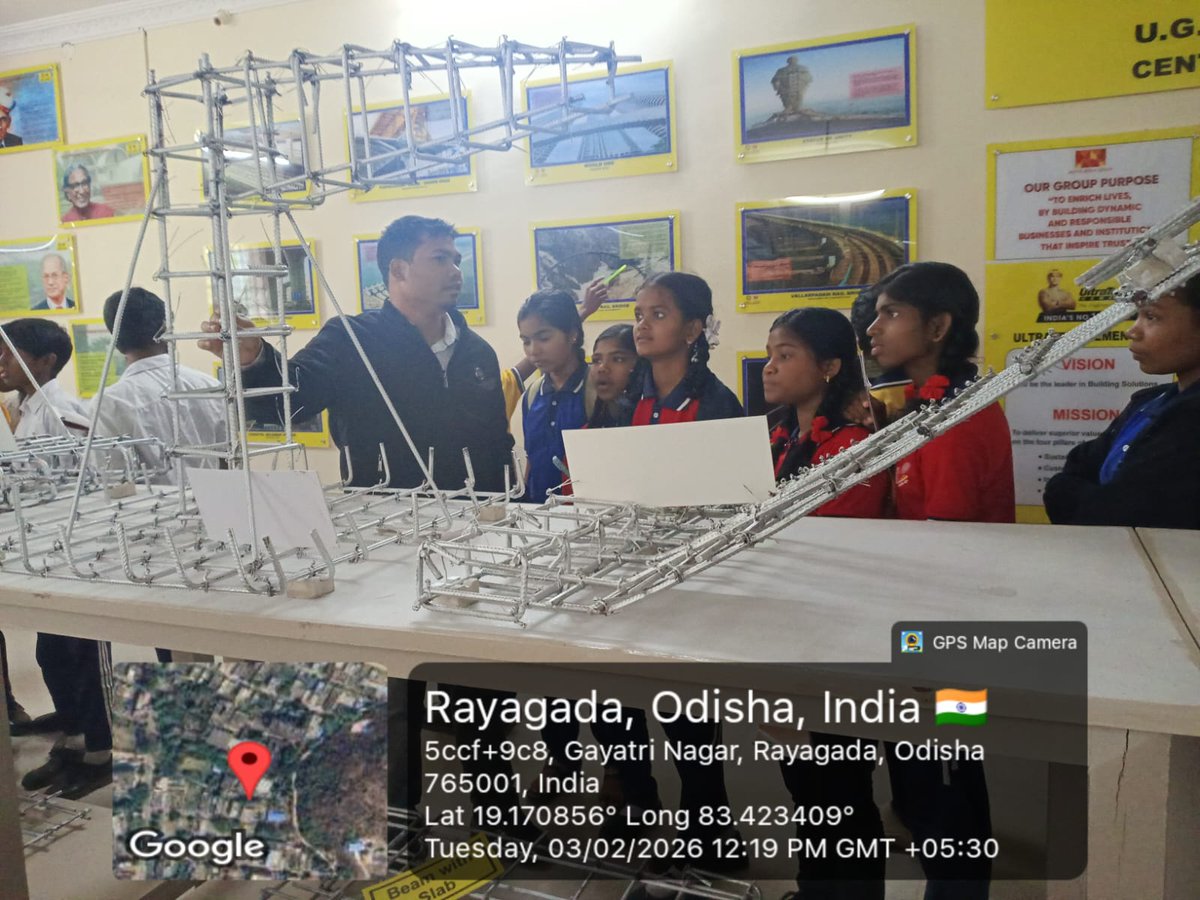 UGMIT79's tweet photo. 03.02.2026- "Warm welcome to the young minds of GCD High School 🌟! Students visited UGMIT, Rayagada today, exploring tech vibes &amp; innovation. https://t.co/N5k234AfZz