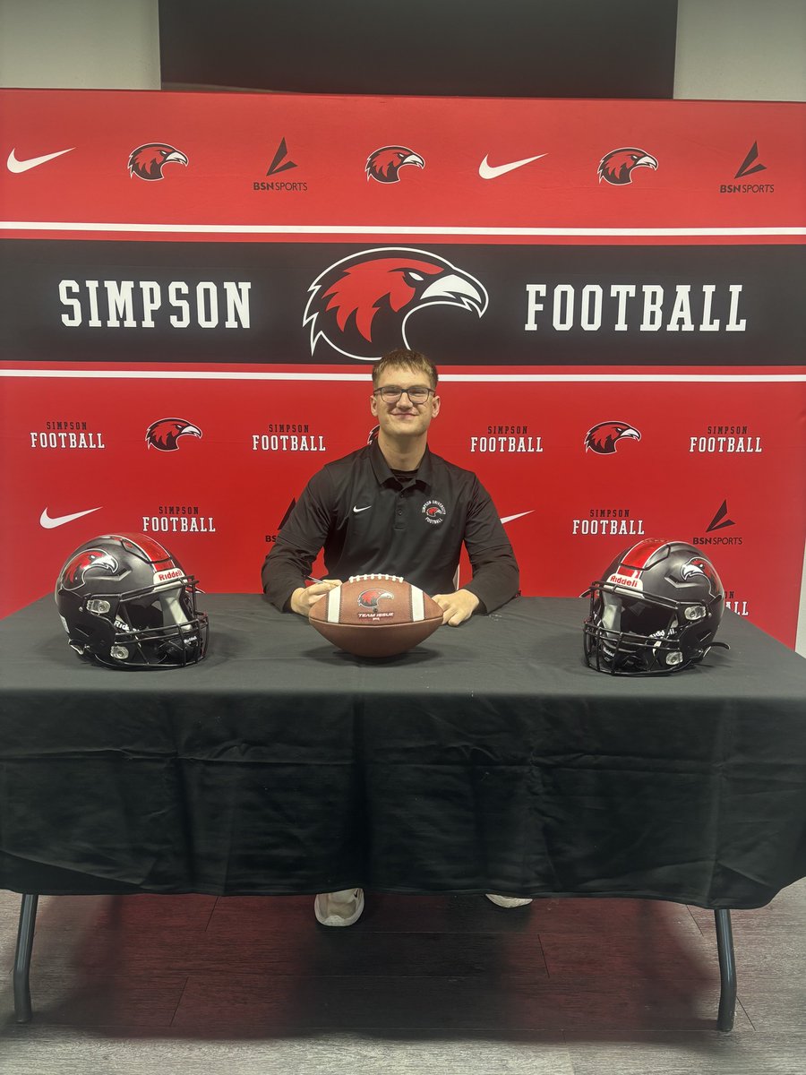 Simpson Red Hawks Football tweet media