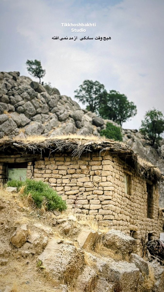 0xprsa's tweet photo. Historic house in the mountains https://t.co/T3CBmMXIS0