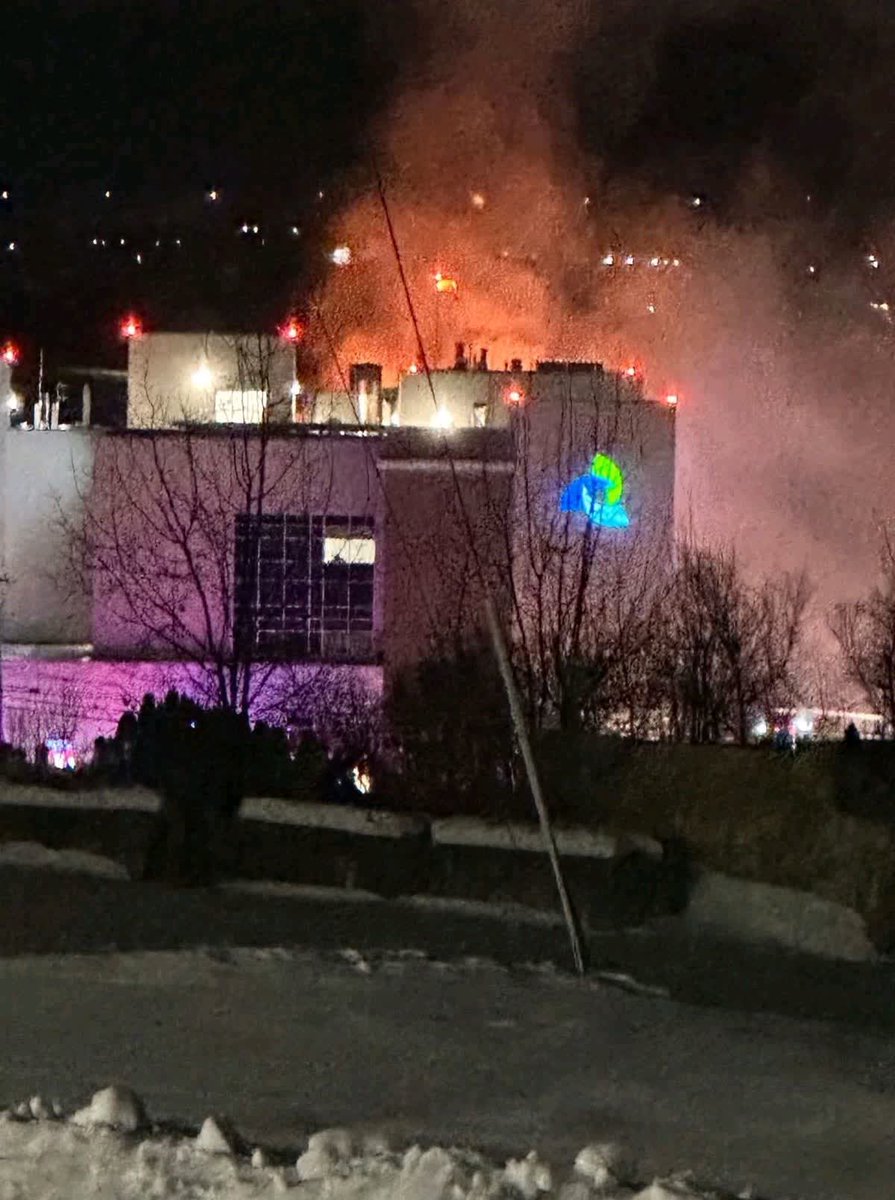 TheSecretList's tweet image. Lackawanna County, Pennsylvania; Lehigh Valley Dickson City Hospital-Working Fire #Firefighter #Firefighters #Hospital