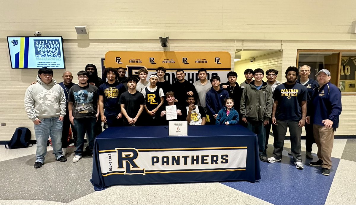 RLHSFB's tweet photo. Signing Day! Congrats to @Frank_Milkie_55 &amp; his commitment to play football at Carthage College! We look forward to seeing Frank take on this new adventure!
#rlpantherfootballfamily #signingday #collegebound #lineman https://t.co/MKwYQX5Vm6