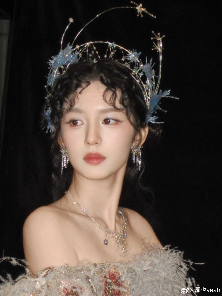Simply Zhou Ye 周也 tweet media