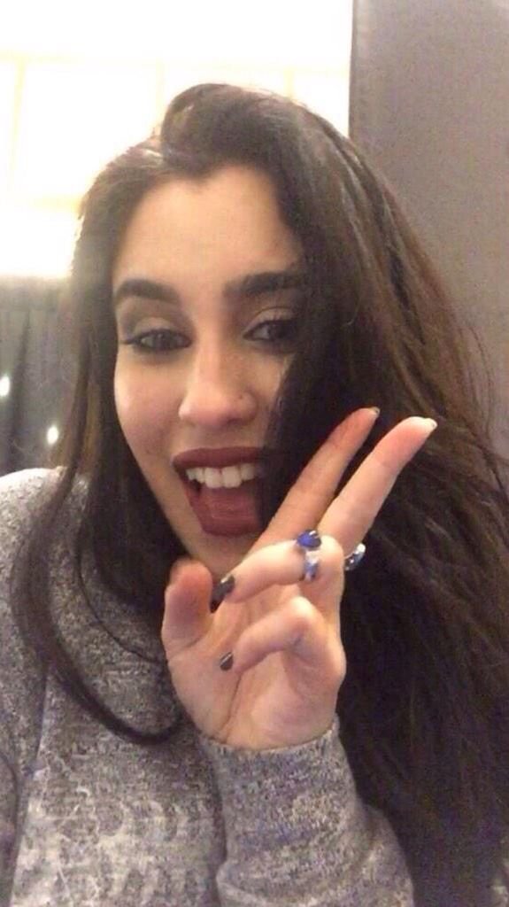 hourly lauren (@hourlylauren) on Twitter photo 