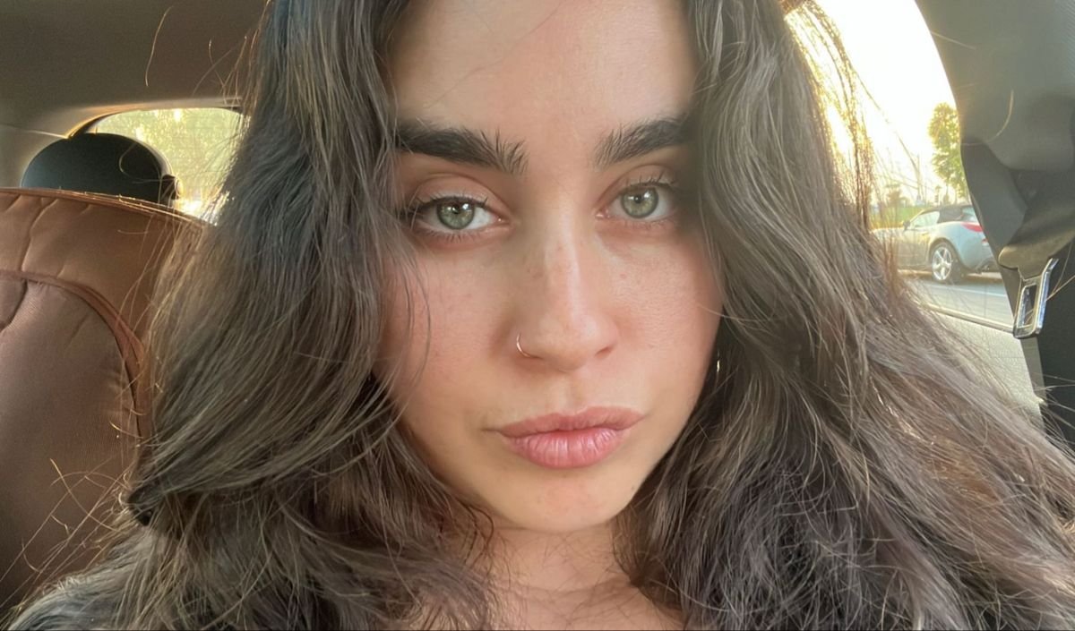 she is a goddess on earth✨