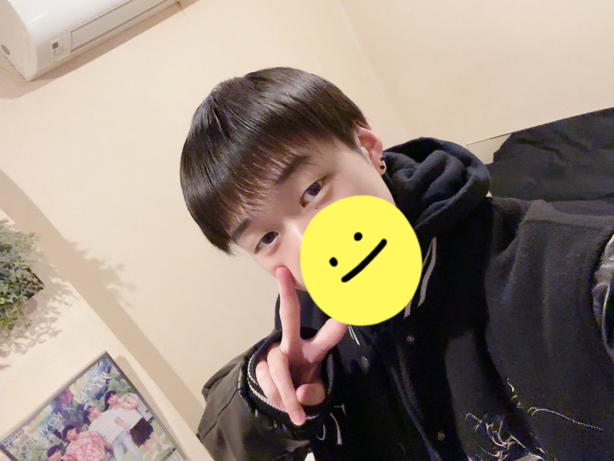 Hlr_nm's tweet photo. こんにちは！！⎛;c*•ヮ•⎞

ゆずきだよ〜‼️ʕ ◦`꒳´◦ʔ

今日も元気〜‼️‼️ʕ•ﻌ•ʔฅ

なんば店さんもあとちょっと〜(´❛-❛`)
観光全く出来てなーい😭😭
グリコみたい( ˘•ω•˘ ).｡oஇ

関西の方良かったら会いに来てね💕︎
お問い合わせお待ちしております‼️‼️

 #ノンケ #DG #ゲイ https://t.co/ePWRijGRfp