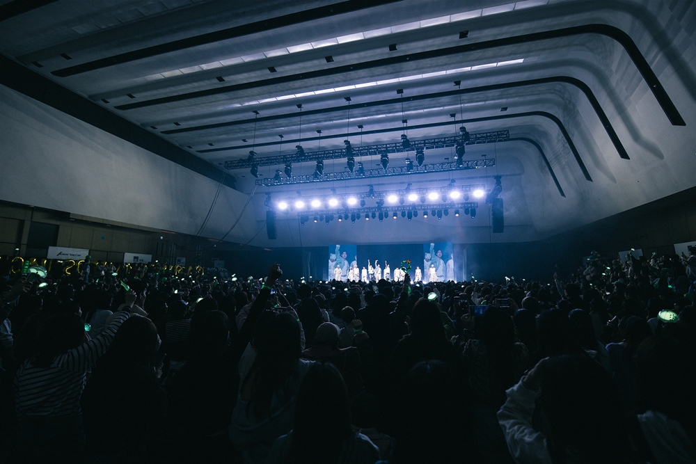 ‘데뷔 20주년’ FIVE O ONE, 홍콩 공연 성황리 종료… 3월 서울 앙코르 콘서트 개최
FIVE O ONE, 오사카 이어 홍콩 팬덤까지 사로잡았다

[사진: 헤네치아]

#FIVE_O_ONE #파이브오원