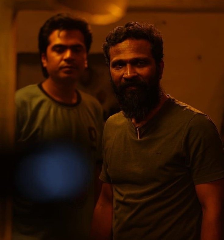 CinemaWithAB's tweet photo. #SilambarasanTR:
"Myself & #VetriMaaran are planning to collaborate since long. As VetriMaaran sir had a gap after Viduthalai-2, we joined in #Arasan🔥. I have 2-3 getup in Arasan & I have reduced weight for it🏋️‍♂️. Myself & #Anirudh are planning to collaborate for a long, we had the right time in Arasan🫶🎶. VetriMaaran sir has a unique way of storytelling. His love & caring towards me was so touching🫂"