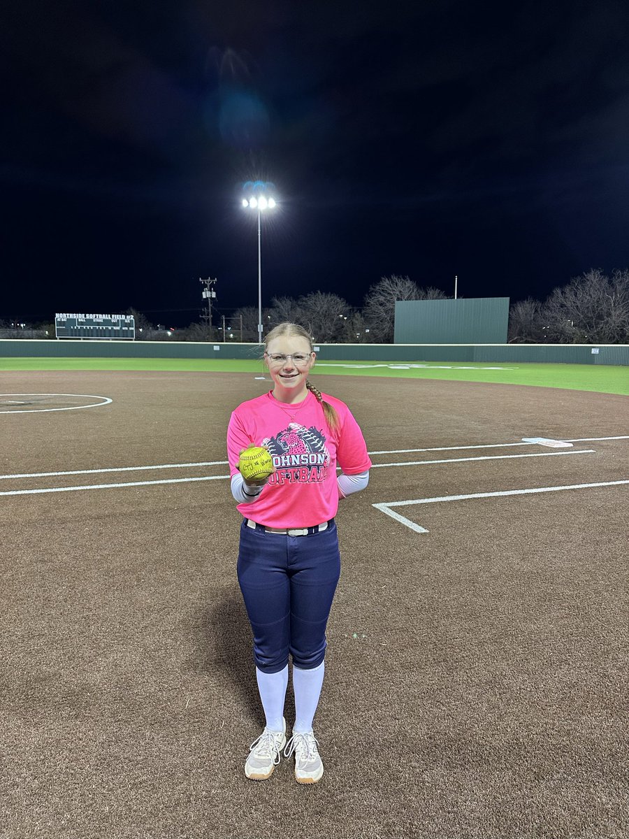 CTJ Jaguar🥎 tweet media