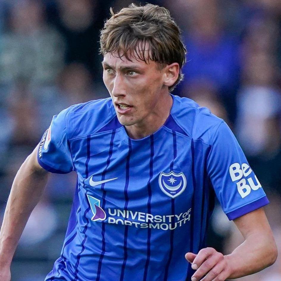 ALeagueHQ's tweet photo. 🚨🇦🇺BREAKING: WSW have won the race to sign Jacob Farrell (23) on loan! ❤️🖤⚡️

He was scheduled to have his medical on Thursday.

The announcement of his signing imminent. ✨

[@marcothejourno] https://t.co/c5EBeG4WLn