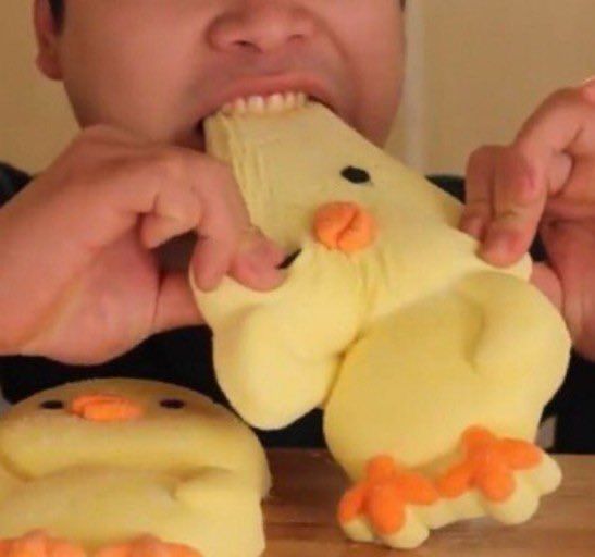 ADELE0527's tweet image. #인용으로_이_트친_첫인상_현인상
읁애