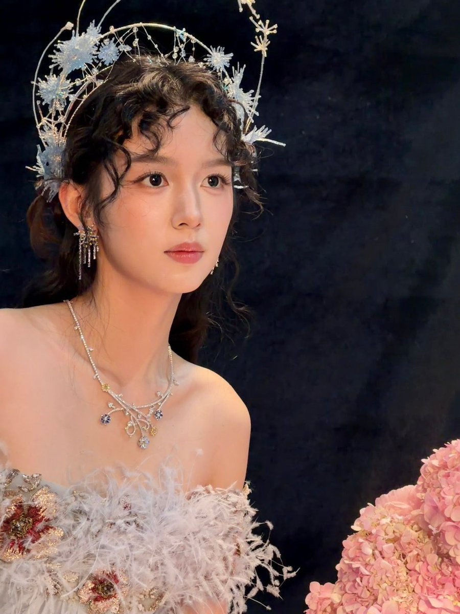 Simply Zhou Ye 周也 tweet media