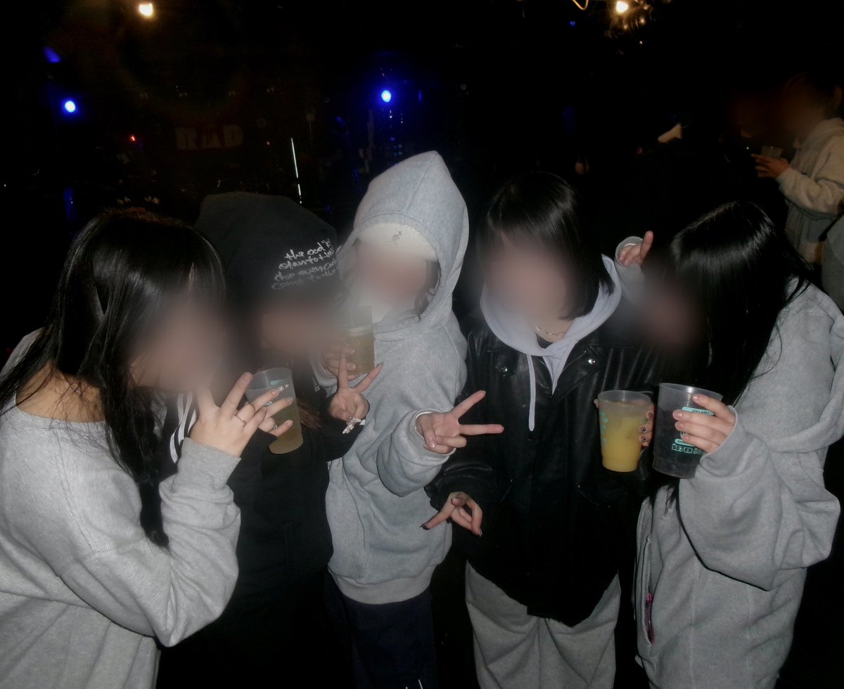 ♡̴⟡.˚ tweet media