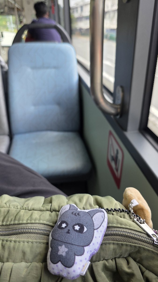 늑뵤리와 함께하는 출근길 ㅋ
#별이를_찾아라