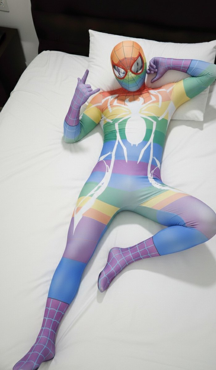 Gwenspideyboi tweet media