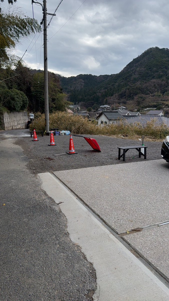 chococo1114's tweet photo. くそ気持ちわかるわーこれ😭うちもUされまくるからわざわざこうしてカインズ行ってコーンまで買ってってしたからめちゃくちゃわかる😭😭😭 https://t.co/EFdh3FiOZW
