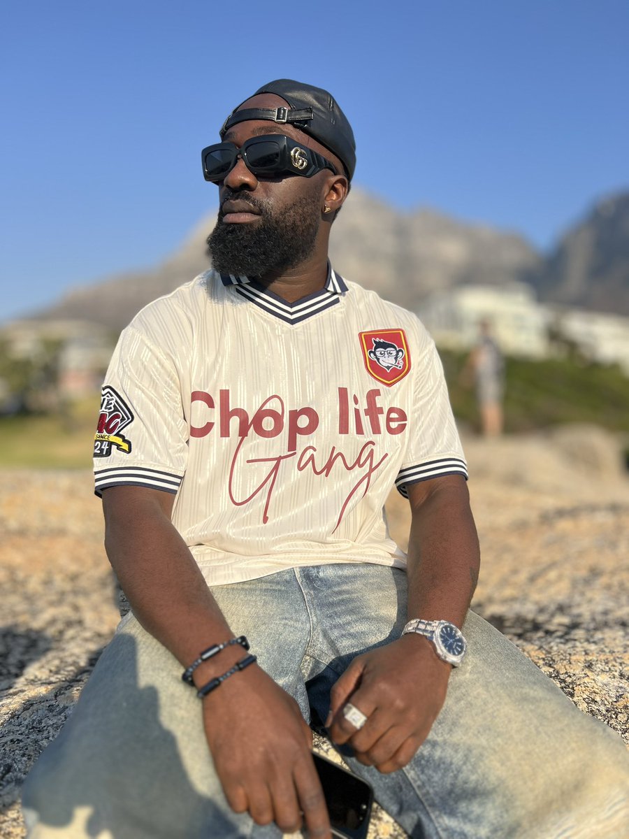 lekankingkong's tweet image. It’s my birthday today, say me a prayer 🎁🎂🎉🎊❤️  #feb5