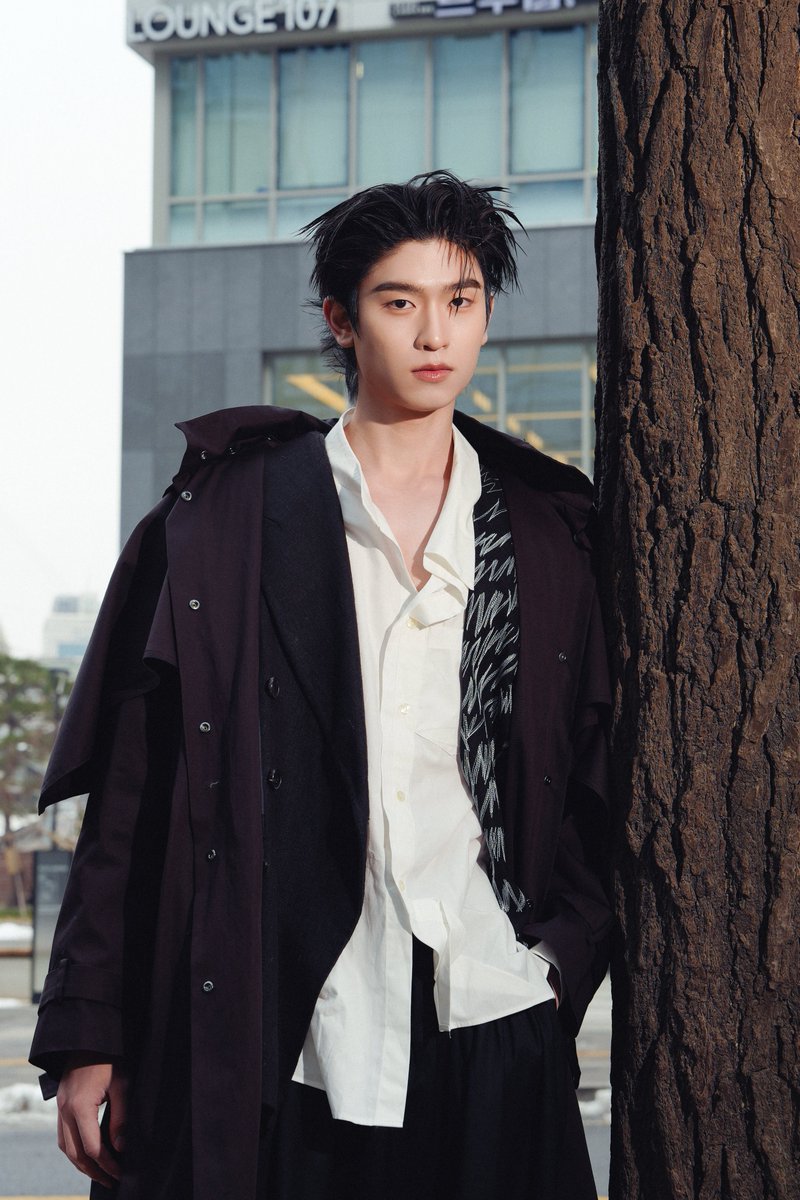 todayentth's tweet image. “โทมัส - ก้อง” ร่วมชมแฟชั่นโชว์ MMAM 2026FW Collection ในงาน Seoul Fashion Week 2026FW ณ กรุงโซล ประเทศเกาหลีใต้

THOMASKONG IN SFW26FW
#MMAMXTHOMASKONG
#ThomasKong #โทมัสก้อง
#tthomastc #kongjiro

รูปเพิ่มเติม : facebook.com/share/1ASpM25c…