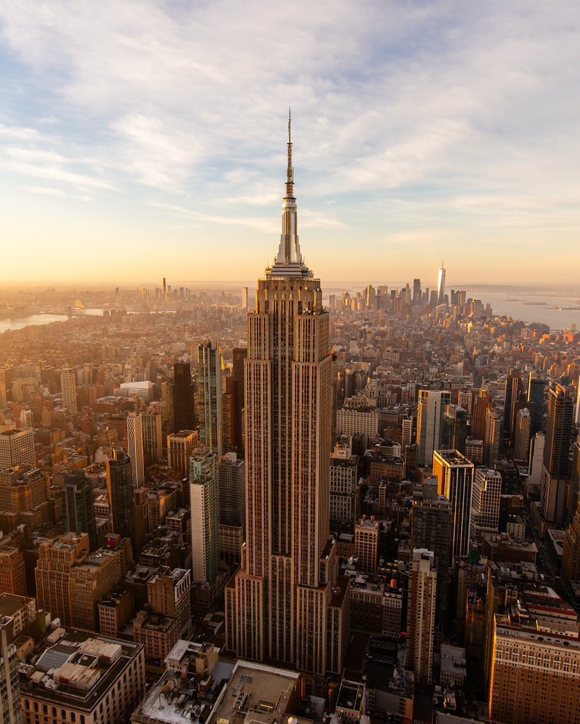 GlobeEyeNews's tweet photo. New York City marked its safest January on record as shootings and murders dropped. https://t.co/PReM3zlOkE