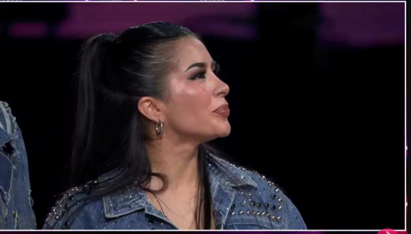 dieg0valdivia's tweet photo. Mas que feliz que la cresta por la merengue, pero la proxima temporada que la Geral vaya como famosa no como bailarina, TIENE QUE GANAR ALGUNA VEZ CTM
PUTA VIDA 
#FinalFiebreDeBaile https://t.co/TKEU6VZZWN