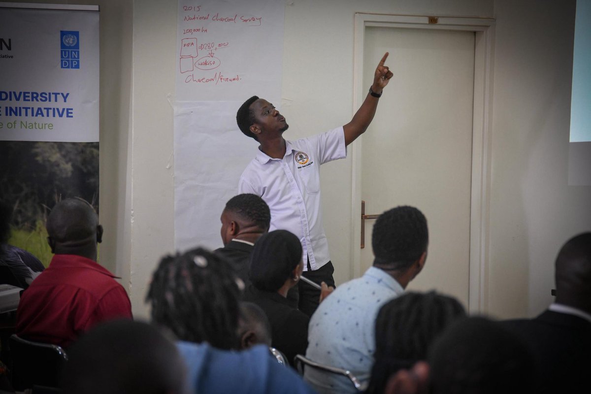 brian_lorika's tweet image. According to the national charcoal survey 2015, 85% of Ugandans still depends on charcoal as the major source of fuel for cooking, there are alternatives; LCS, electricity/solar, pellets, briquettes, biogas, LPG, bioethanol ,@MEMD_Uganda
#bugandakingdom #biofin #GenGreen