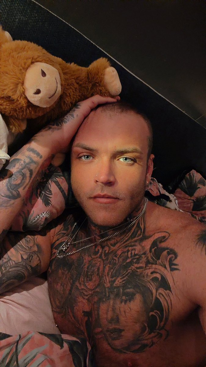 Ricky_Ruinme tweet media