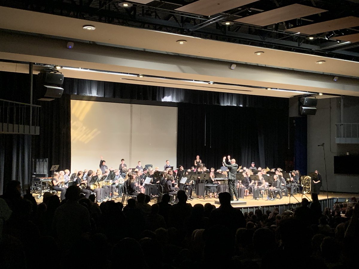 Mead HS Bands tweet media