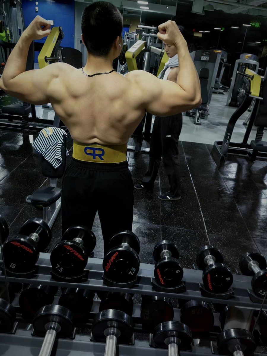 0534 坦克 tweet media