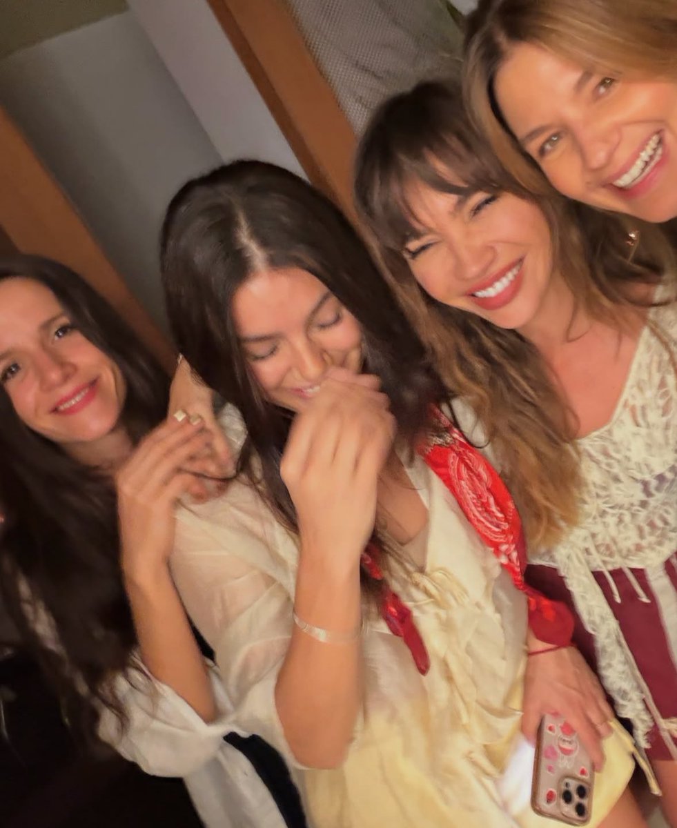 LAS HERMANAS ESTRELLAS SE JUNTARON DE NUEVO ❤️😭