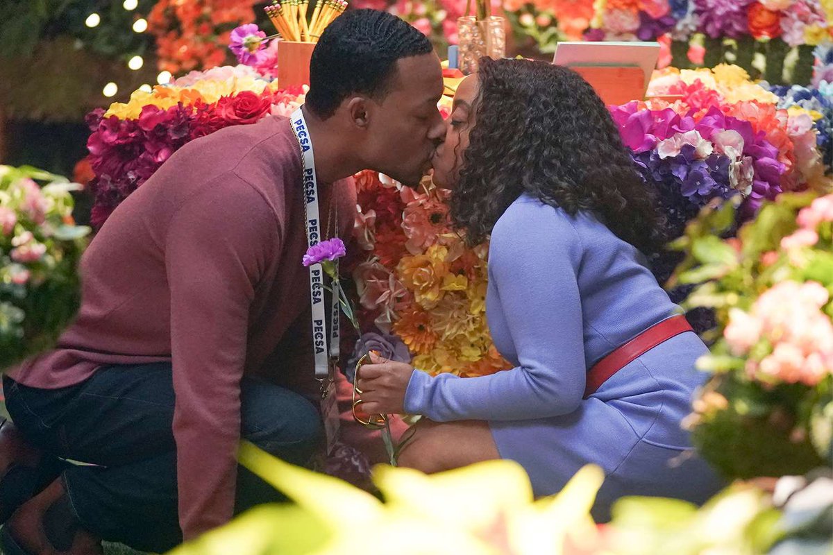 StarryMag's tweet photo. Janine and Gregory are one of TV’s best couples 🥹♥️ #AbbottElementary https://t.co/JgxtnCsP7u