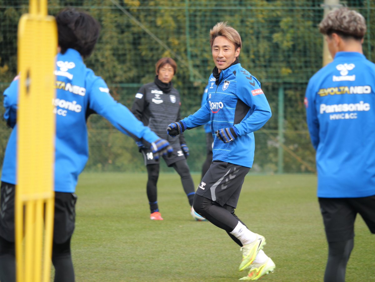 GAMBA_OFFICIAL's tweet photo. 明治安田Ｊ１百年構想リーグ開幕戦まであと2日🔵⚫️

🏆明治安田Ｊ１百年構想リーグ地域リーグラウンド第1節
🆚#セレッソ大阪
🗓️2/7（土）
⏰16:00
🏟️#ヤンマースタジアム長居

#ガンバ大阪 #GAMBAOSAKA https://t.co/nUWXKLabUZ