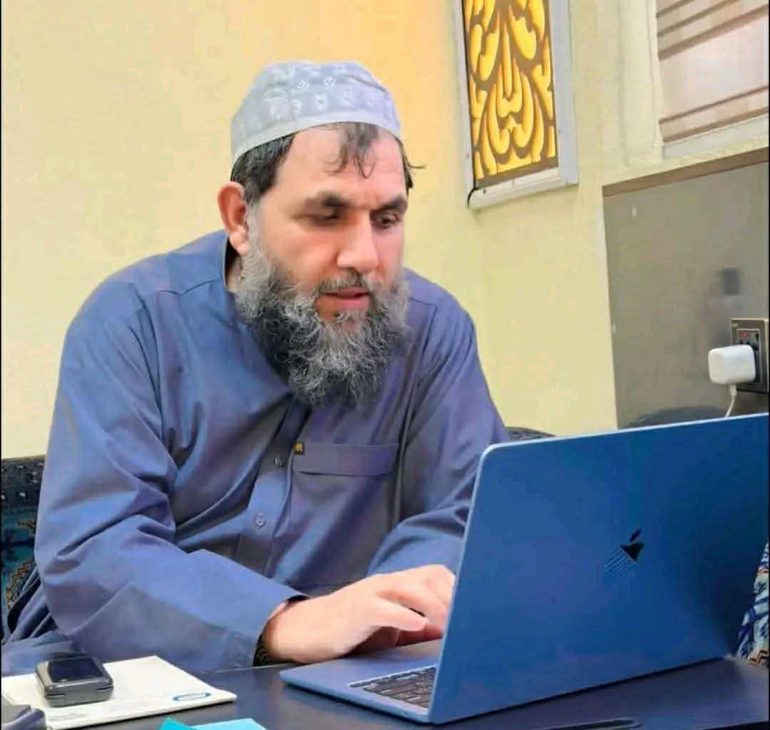 PirAgha3's tweet photo. دا نو بیا د پلازمینې (کابل) محترم والي صیب دی 
زړونه❤ https://t.co/6WkU6ypk6b