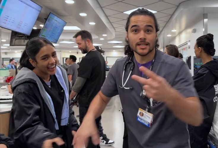 greeneyedtrin's tweet image. #waiting