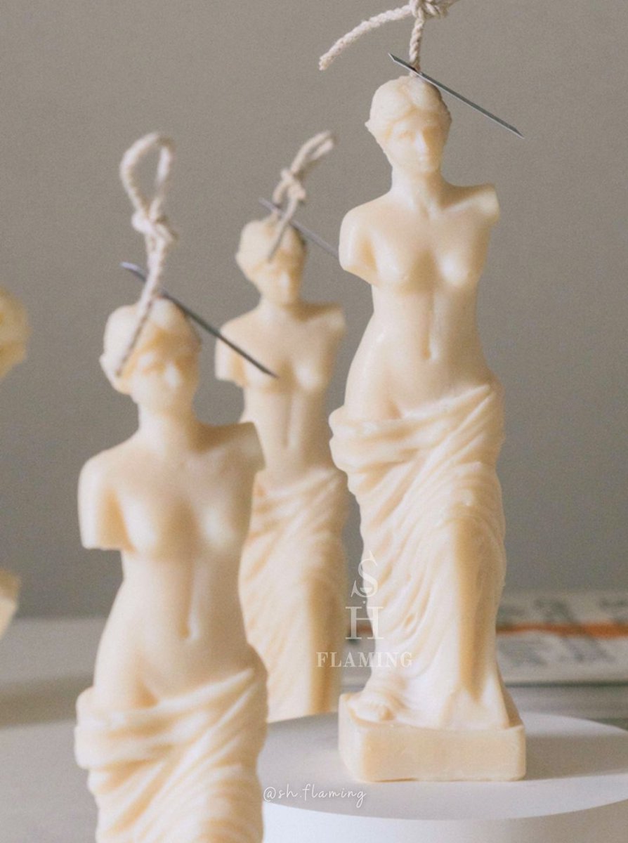 SH_Flaming's tweet photo. ♡ 𝑫𝒊𝒐𝒔𝒂 𝑽𝒆𝒏𝒖𝒔 ♡ 🎨✨️

¿Sabías que?... la Diosa Venus es la Diosa del amor, la belleza, prosperidad y la fertilidad de la mitología romana. 😲❤️🌹

#velas #aromas #Venus #diosavenus #Roma #decoracion #regalo #clase #elegancia #aguascalientes https://t.co/FxNeR5GlMt
