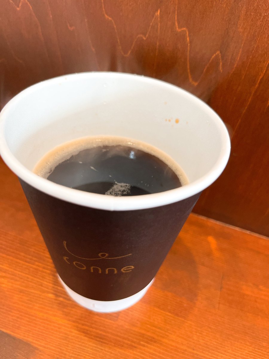 K59366H's tweet photo. 食後のデザートと☕️はこちら☝️

谷山中央に出来たクレープ屋さん😋

Instagramに載ってたので頼んでみた。🍓が甘くて美味しい！クレープもちもちでクレームブリュレもいい感じ👍 https://t.co/7UG7grz9MP