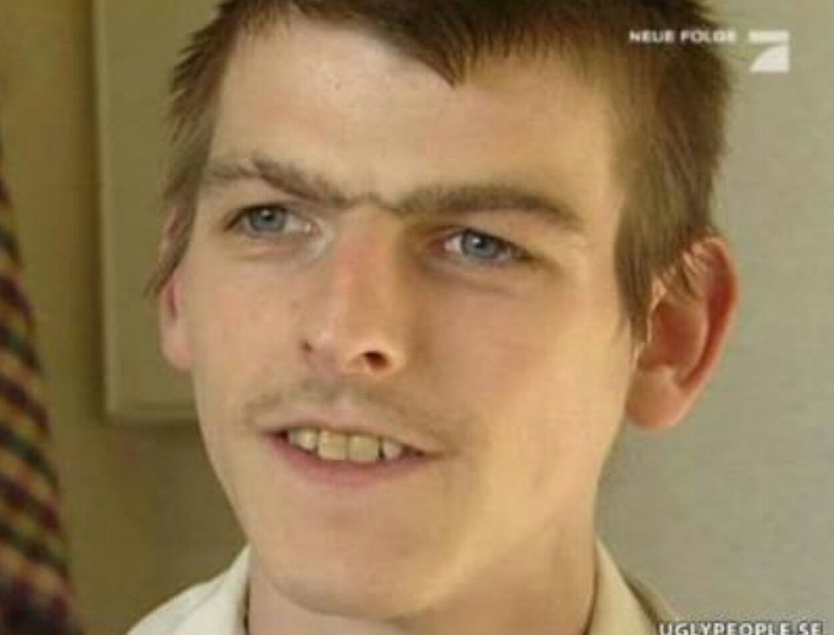 Fenerbahçe’nin 

Orta saha hattı                              Santrfor hattı