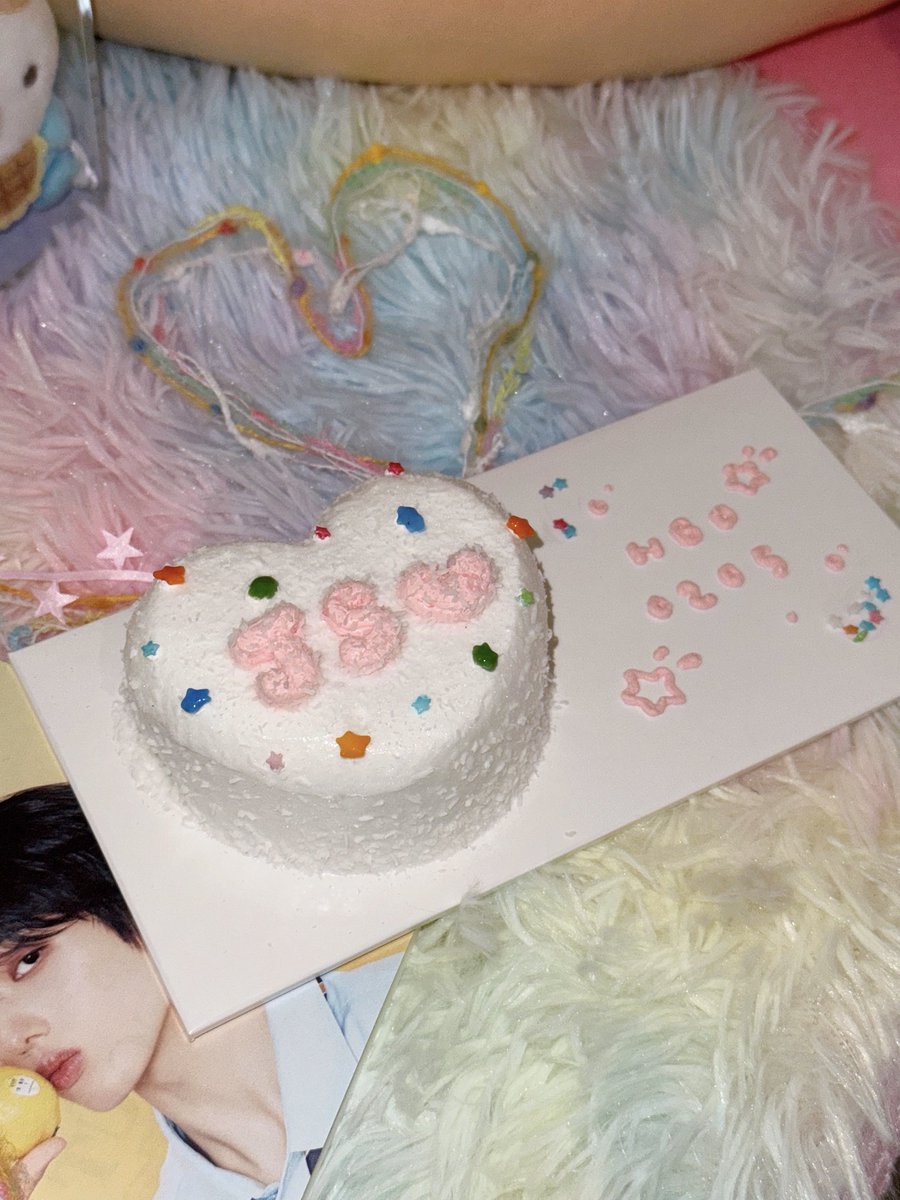 지성아 생일 축하해 항상 행복하장 #야호

#헤헤_지성이생일_행복했움_좋겠다
#2things4youJisungDay