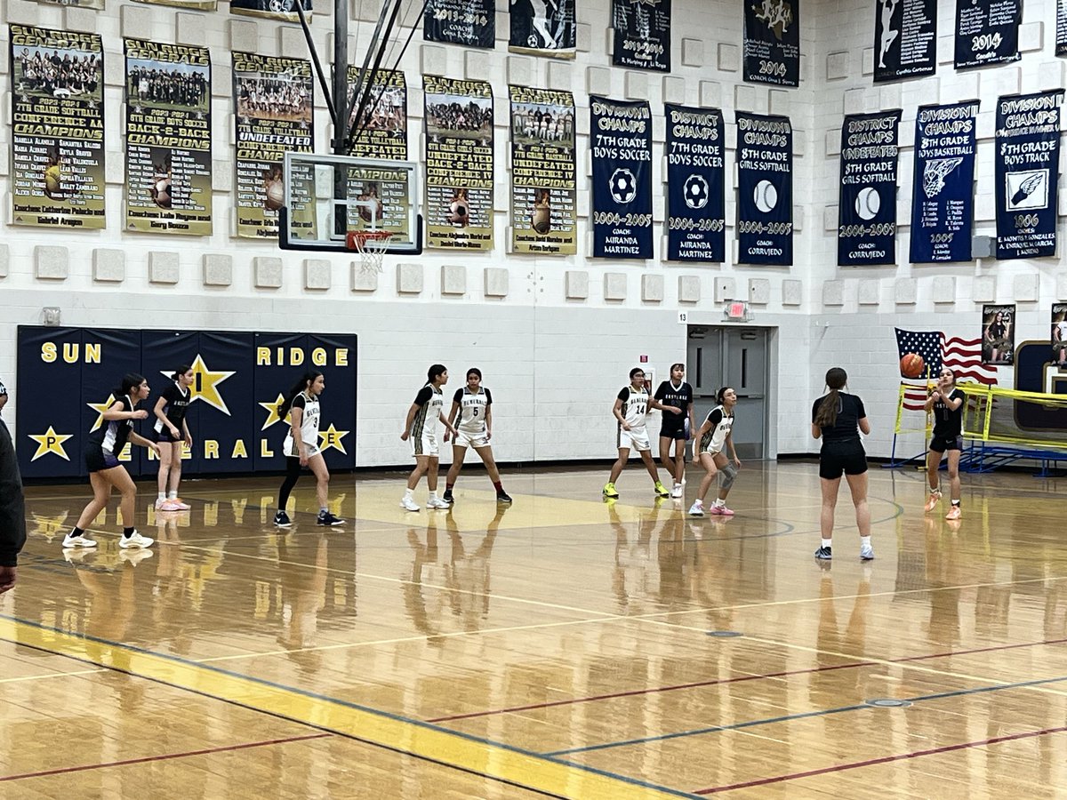 Gabriela Elliott tweet media