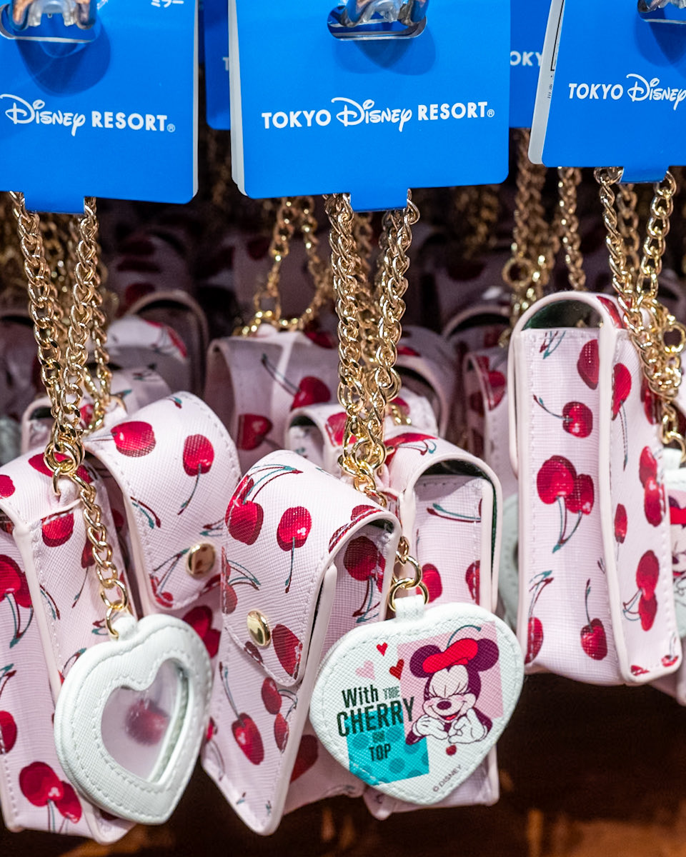 キュートなさくらんぼデザイン！ 東京ディズニーリゾート 「ミニー