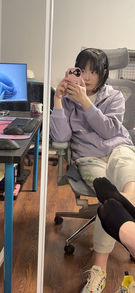 Hoggicosa bisexsual tweet media