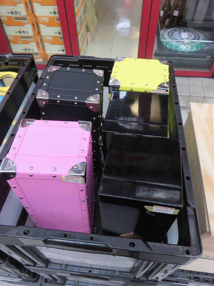 アルマンド、エンジェルシャンパンの空箱を入荷しました！ 今回は