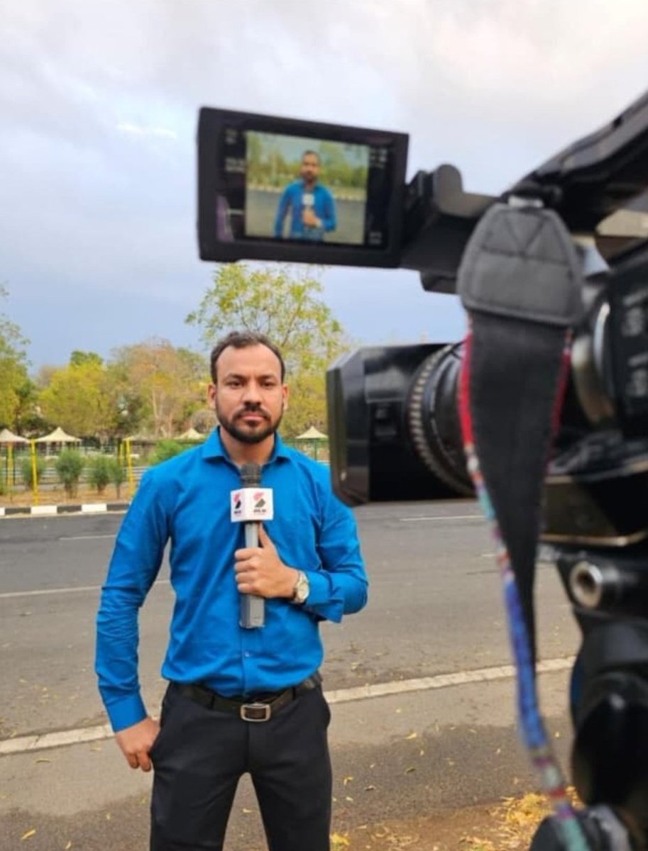 સંદેશ ટીવી ન્યુઝ ના યુવા રિપોર્ટર શ્રી <a href="/hdraval93/">Hiren</a> ને જન્મદિવસ ની ખૂબ ખૂબ શુભેચ્છાઓ.