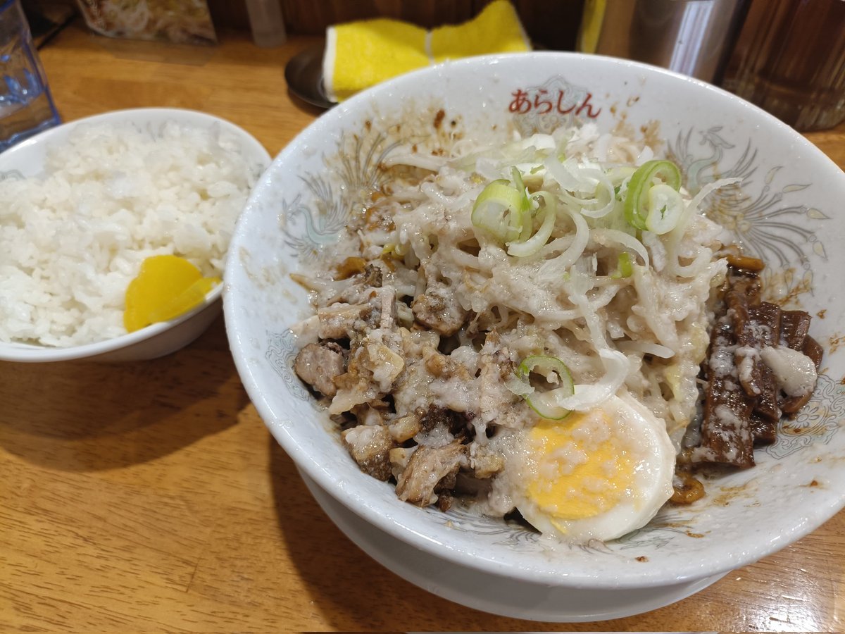 _Ryomarin's tweet photo. 久しぶりに食べる油そばは別格ですな🤤 https://t.co/GNFt6nL9w3