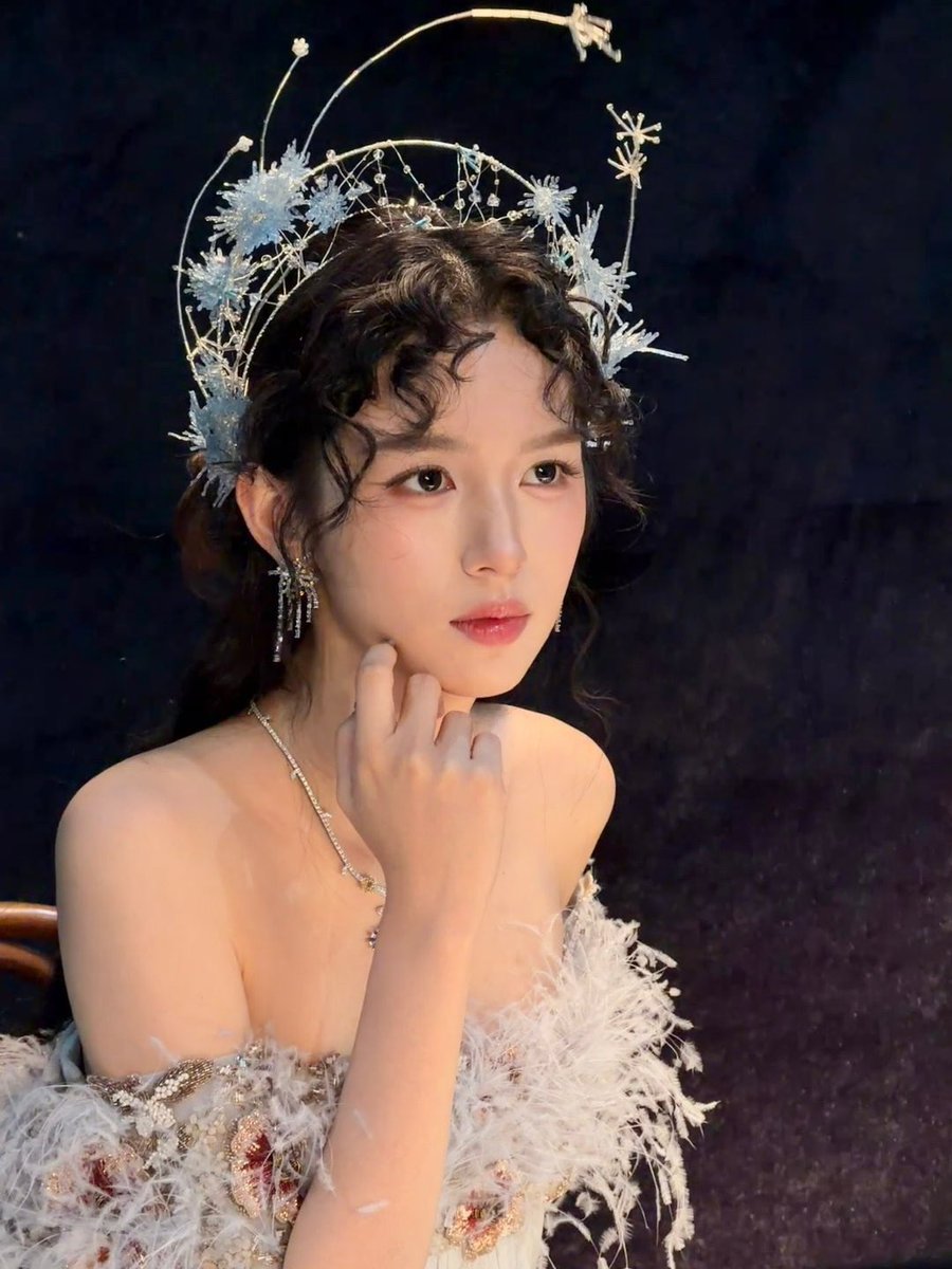 Simply Zhou Ye 周也 tweet media