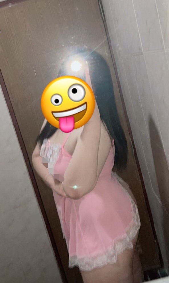 rabbitofwrite's tweet image. ถ้านั่งในใจไม่ได้ ไปนั่งบนตักได้ไหม เสียวนะ 😜 ##เพชรบุรี #เพชรบุรีในเมือง #พิกัดลับเพชรบุรี