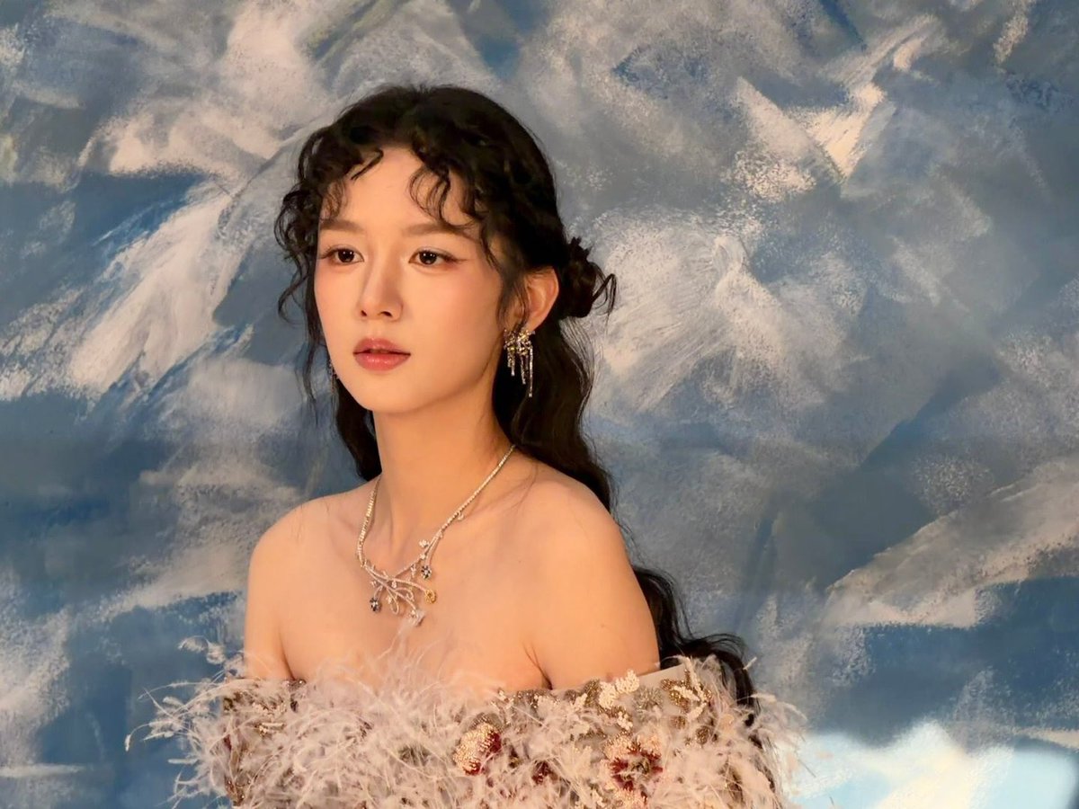 Simply Zhou Ye 周也 tweet media