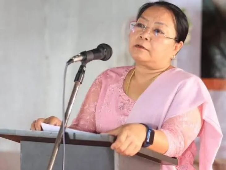 HardeepSPuri's tweet photo. Heartiest congratulations to senior leader Sh Yumnam Khemchand Singh Ji on taking oath as the Chief Minister of Manipur, and to Smt. Nemcha Kipgen Ji and Sh Losii Dikho Ji on being sworn in as the Deputy CMs of the state.
Following PM Sh @narendramodi Ji’s policies of reforms, and social & financial inclusion anchored in the philosophy of Sabka Saath Sabka Vikas, the new govt will usher in an era of peace, prosperity and development in Manipur.

@BJP4India @BJP4Manipur 
@YKhemchandSingh @KipgenNemcha #LosiiDikho