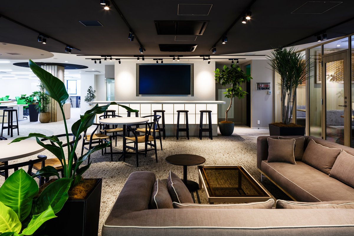 vis_workdesign's tweet photo. ワークプレイス事例｜太陽ホールディングス株式会社（埼玉県比企郡）
    .
    効率と規則性の中に変化を加えた遊び心あるオフィス
    .
    詳細はこちら
    https://t.co/8gKjZdkR0C https://t.co/x6ddziMkQl